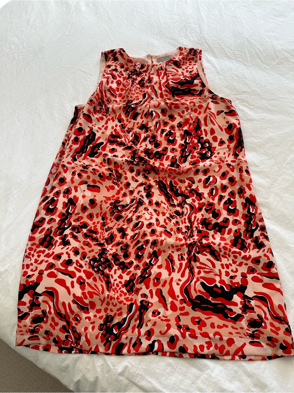 H&M Coral and Beige Patterned Dress, size 10 - Picture 4 of 12